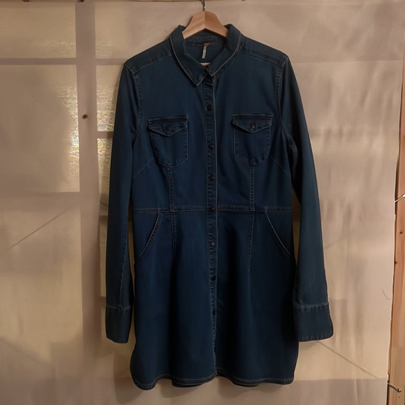 Free People Dynomite Medium Wash Long Sleeve Denim Dress - Picture 4 of 8